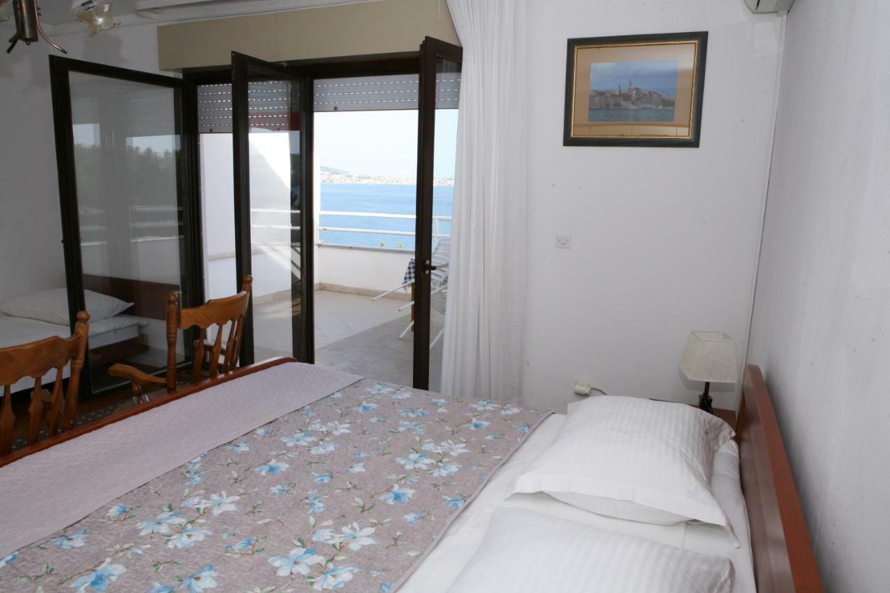 Rooms And Apartments Kurtovic Donji Seget Eksteriør bilde
